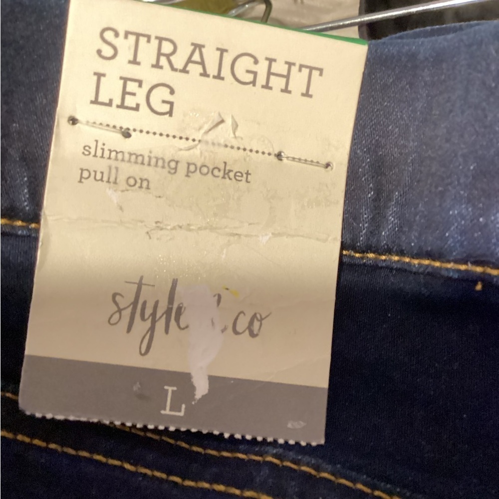 NWT Style & Co Size L Pull On Straight Leg Jeans - Picture 3 of 6